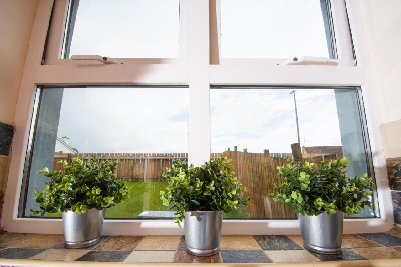 Beautiful Three Bedroom Home In Bundoran Exterior foto
